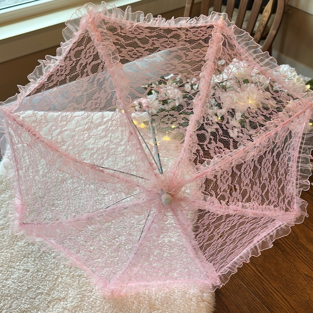 Elegant Pink Lace Umbrella